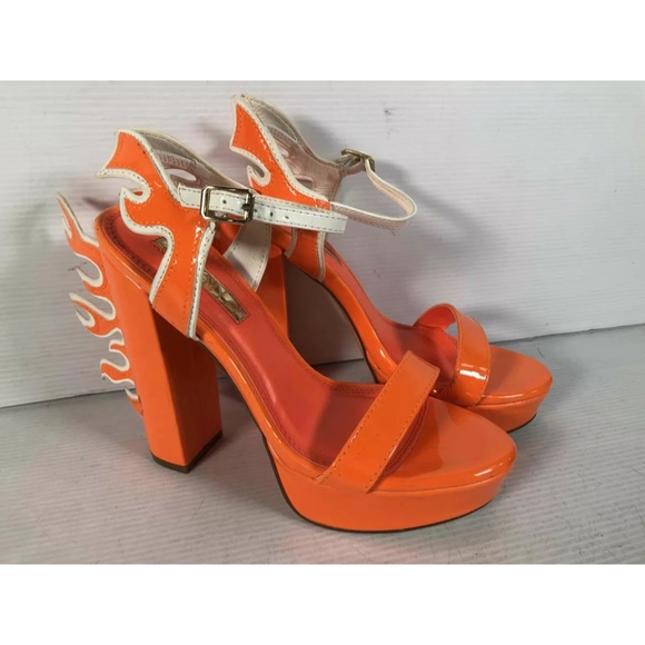 Liliana Open Toe Block Heel Sandal Pumps - Picture 3 of 9